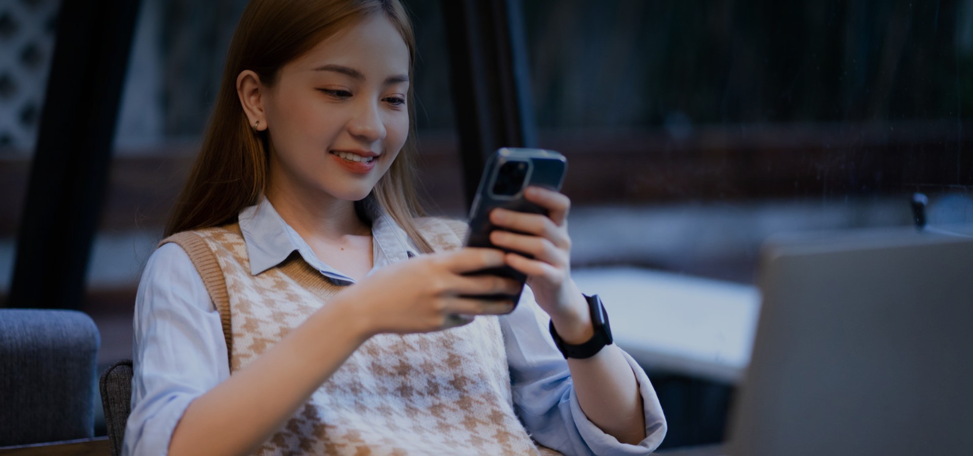 联系J9.COM